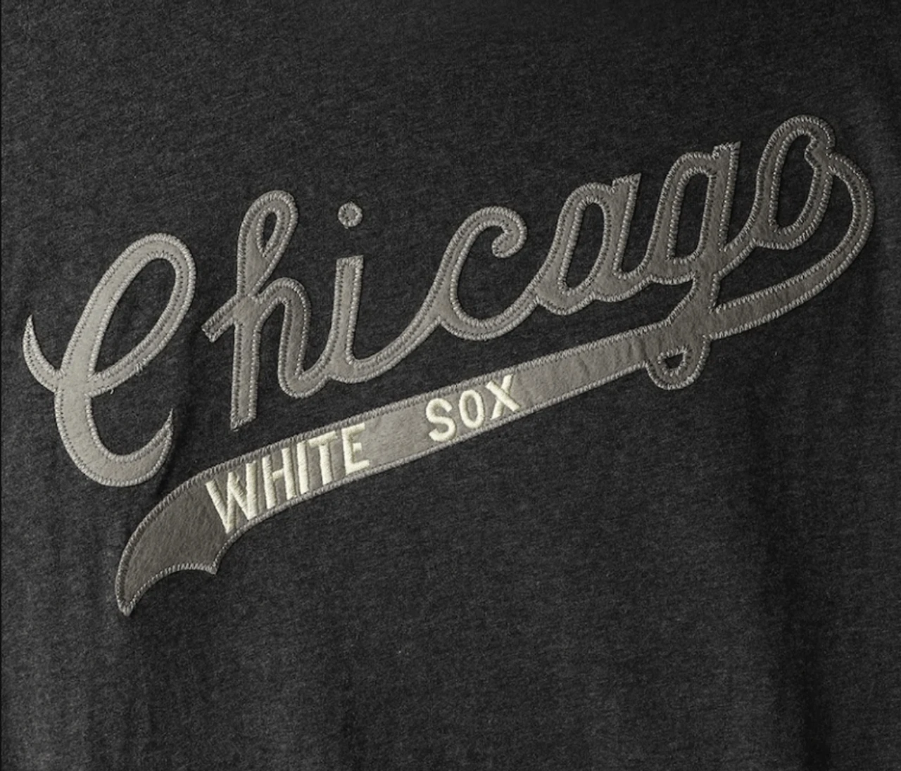 Mitchell & Ness Chicago White Sox Lightweight Pullover Heather Black Hoodie XLT, 2XT, 3XT 6 Mitchell & Ness Chicago White Sox Lightweight Pullover Heather Black Hoodie XLT, 2XT, 3XT - Image 4